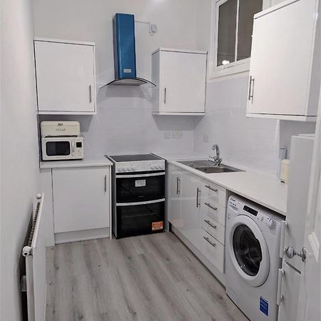 Cozy Room Close To The City Edinburgh Exterior photo